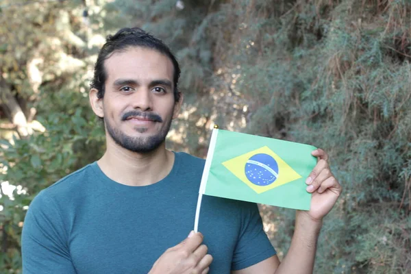 Retrato Joven Guapo Con Bandera Brasil Parque —  Fotos de Stock