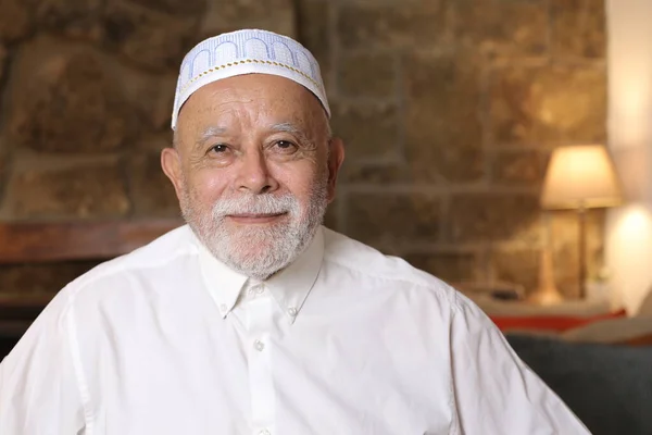 Close Portrait Handsome Senior Man Shirt White Islamic Hat Home — Stock Photo, Image