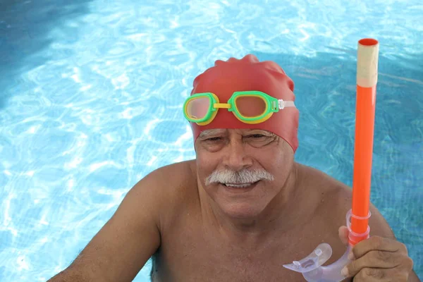 Portrait Mature Man Rubber Hat Goggles Breath Tube Pool Sunny — Stock Photo, Image