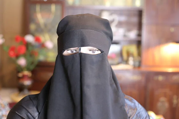 Close Portrait Doll Islam Woman Costume Home — Stock Photo, Image