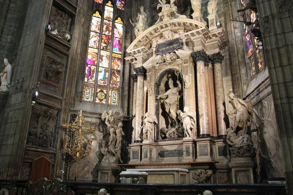 Duomo Katedrali Milan İtalya kilise din içinde