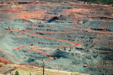 Mikhailovsky madencilik ve işleme tesisinde demir cevheri çıkarma