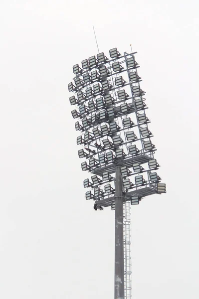 Faro Del Estadio Con Poste Metal Mástil Iluminación Torre Con —  Fotos de Stock