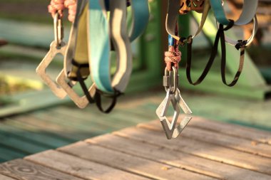 Emniyet kemerleri, emniyet kemerleri. Birleşmiş kemer. Sonbahar ve güneş koruması