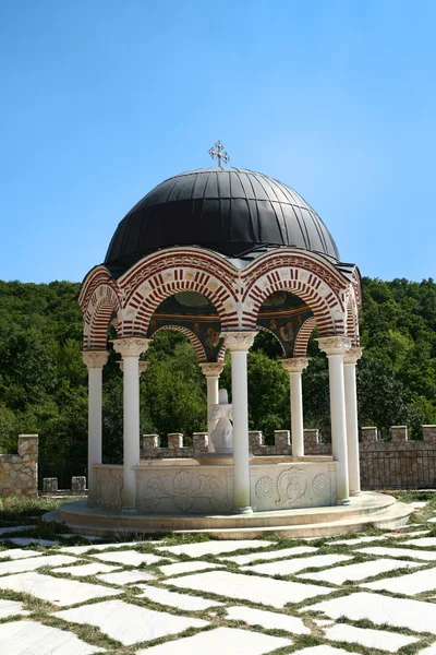 Mosteiro de Giginski St. Kozma e Damyan. Bulgária — Fotografia de Stock