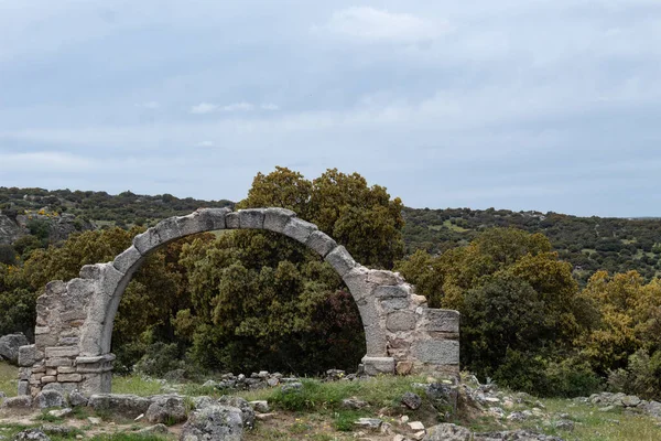 Ruinas Transversales Del Arco Iglesia Las Conejeras Cerca Las Cogotas —  Fotos de Stock