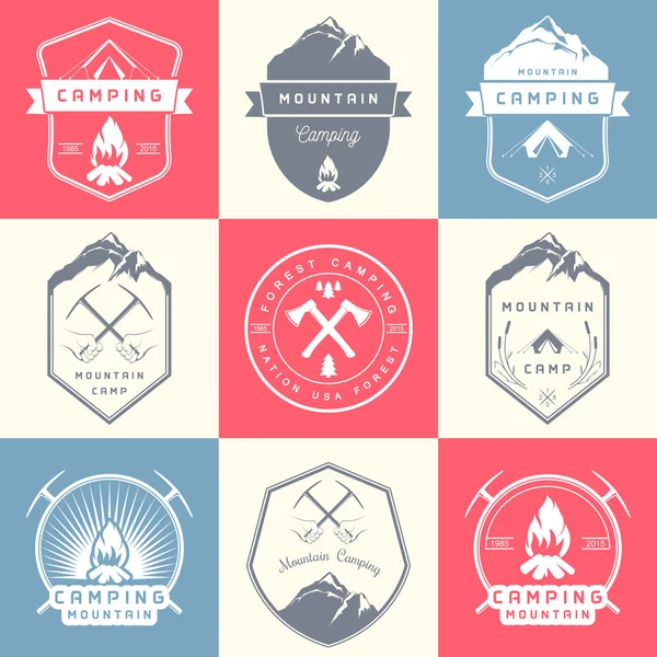 Set of Vector Badges Camping and Hiking — 图库矢量图片