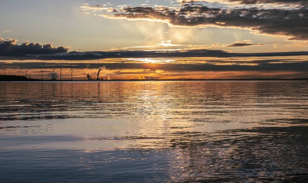 Puesta Sol Sobre Mar Báltico Sueco Una Velada Sin Viento — Foto de Stock