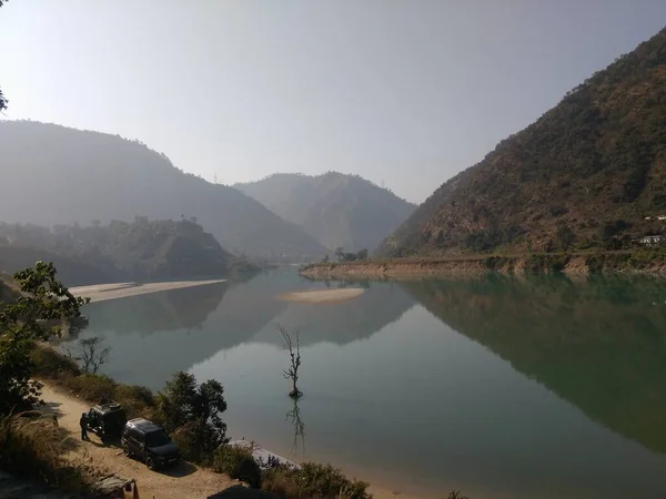 Güzel Hindistan Gölü