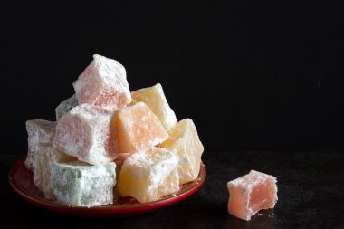 Türk lokumu açık görünüm karanlık arka kapatmak