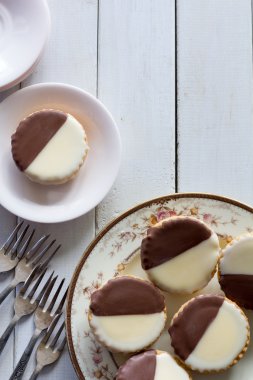 Neenish tart dikey Yukarıdaki masada