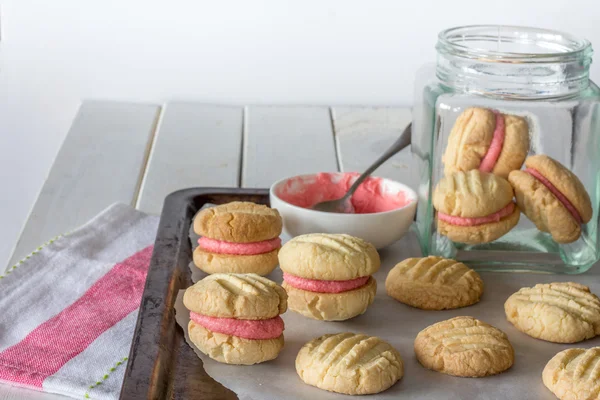 Fırın tepsisi yatay anları erime