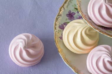 Yukarıdan pastel Meringues