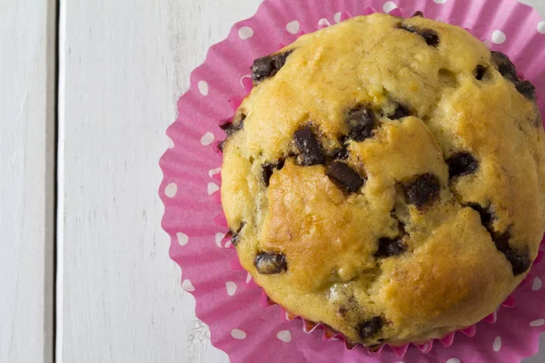 Tek muz yukarıdan çikolatalı Muffin