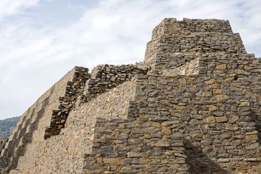 Tzintzuntzan ön Kolomb piramitte