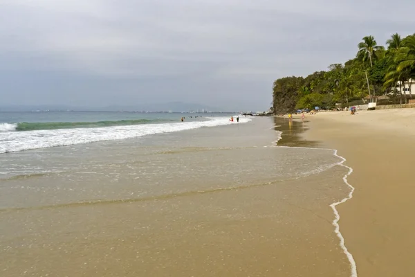 Spiaggia liscia dell'Oceano Pacifico — Foto Stock