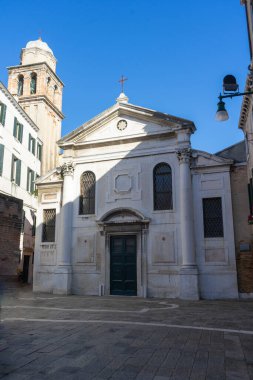 San Simeone Profeta Kilisesi veya San Simeone Grande, İtalya Venedik 'te yer almaktadır..