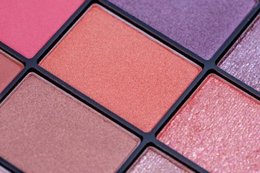 Kozmetik konsepti: Profesyonel kadın göz farları yakın plan