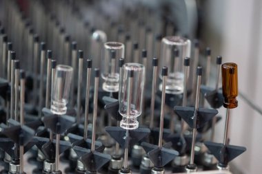 Moskova, Rusya - 14 Nisan 2021: Laboratuvar Araştırmaları için Bulaşık yıkayıcısı Sergi standlarında