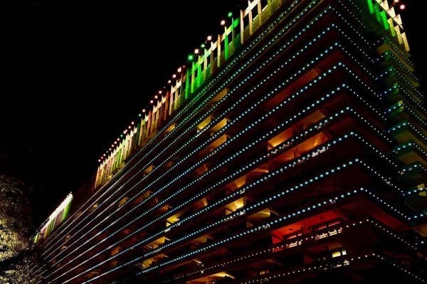 Sochi Russia Ottobre 2020 Illuminazione Notturna Della Facciata Dell Hotel — Foto Stock