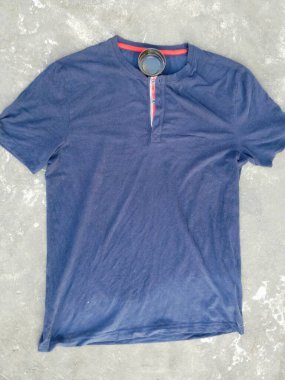 Mavi tişört modeli ücretsiz, beyaz tişört modeli ücretsiz indirme, mavi tişört modeli, modelsiz tişört modeli, mavi t-shirt şablonu önden ve arkadan, kadın tişörtü modeli ücretsiz indirme, mavi t-shirt şablonu roblox, mavi t-shirt şablonu png,