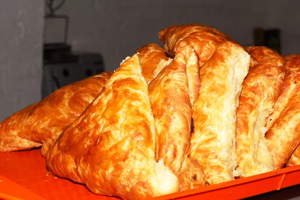 Tavuk eti closeup ile üçgen börek