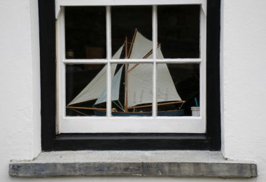 Pencereden model tekne