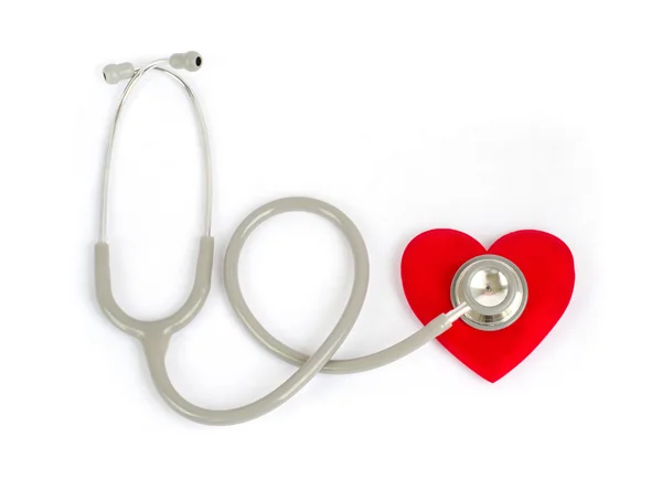 Stetoscopio con cuore rosso su sfondo bianco — Foto Stock