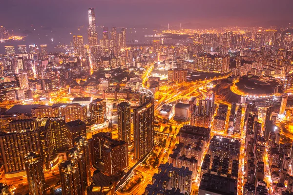 非常に混雑した香港島の通りの見事な空中ビュー ストック写真