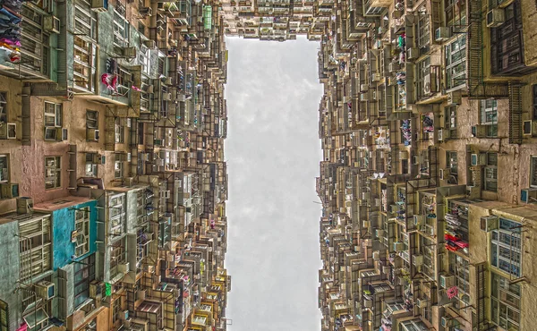 発見 Hong Kong - 混雑し、古い住宅 ロイヤリティフリーのストック写真