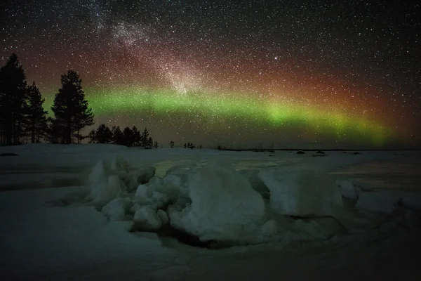 Aurora Borealis at the seaside — Stock Photo, Image