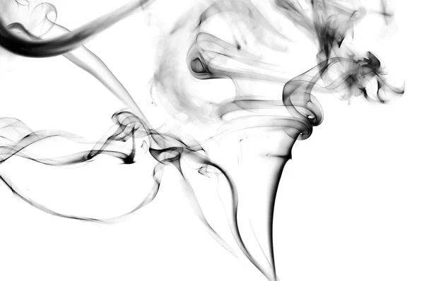 Beyaz bir arka plan üzerinde sigara stüdyo çekim