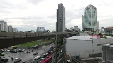 2 Commuting Bangkok