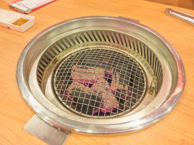 Japon tarzı yakiniku ızgara soba