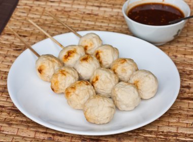 Kavrulmuş domuz topu