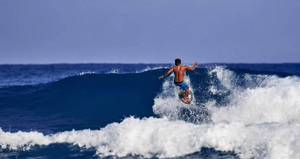 Surfista Professionista Sull Onda Attività Sport Acquatici Oceano Atlantico Repubblica — Foto Stock