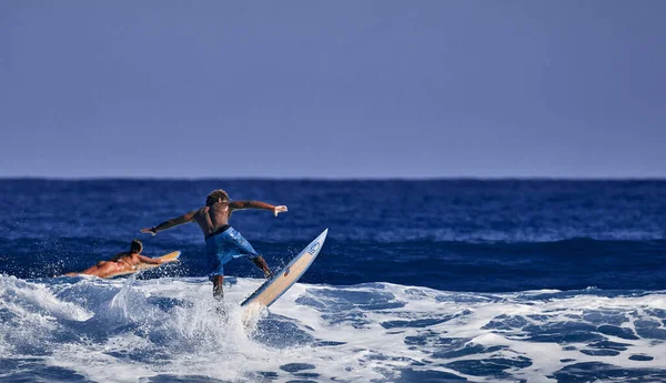 Surfista Profesional Ola Actividades Deportes Acuáticos Océano Atlántico República Dominicana — Foto de Stock