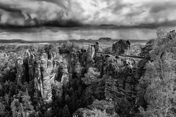 Ponte Bastei nella Svizzera sassone — Foto Stock