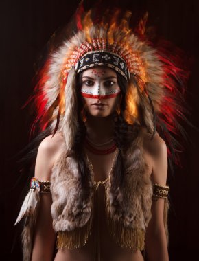 Hint geleneksel makyaj kadınla