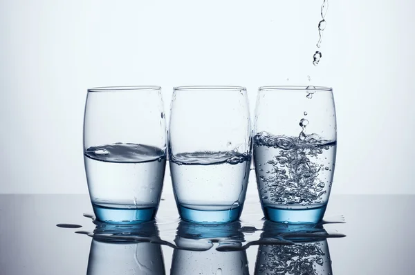 Üç su bardağı. — Stok fotoğraf