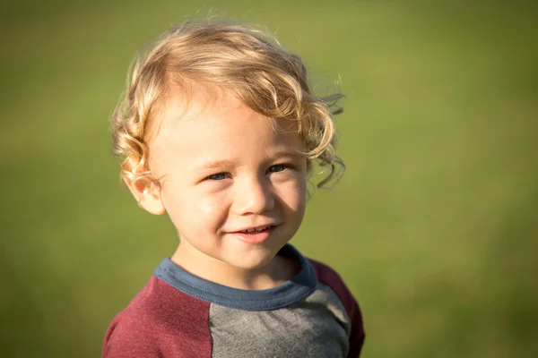 Kleine jongen — Stockfoto