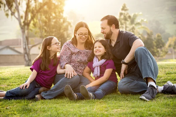 Familia feliz — Foto de Stock