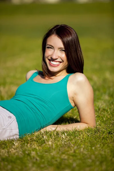 Mujer joven — Foto de Stock