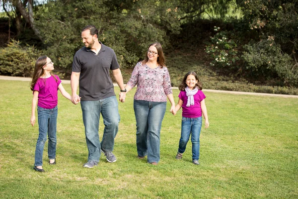 Familia feliz — Foto de Stock