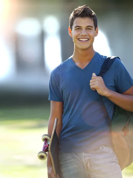 Estudante na escola — Fotografia de Stock