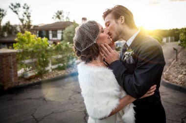 Kış düğün öpücük