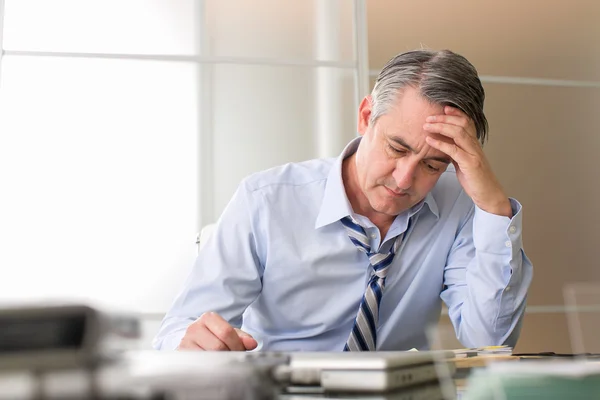 Business man in office — Stock Photo, Image