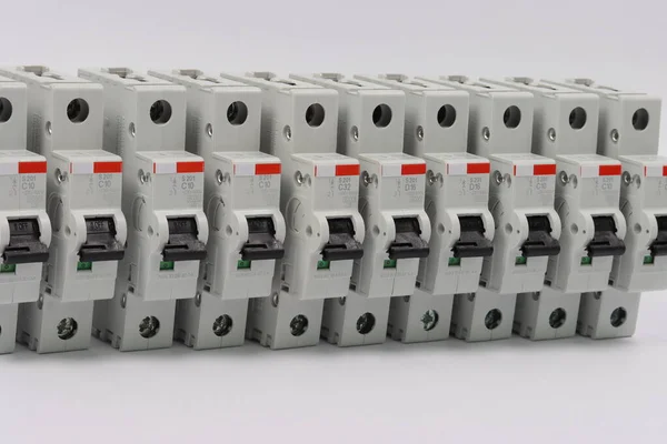 1-phase electric current switches with the possibility of installation on a din rail.