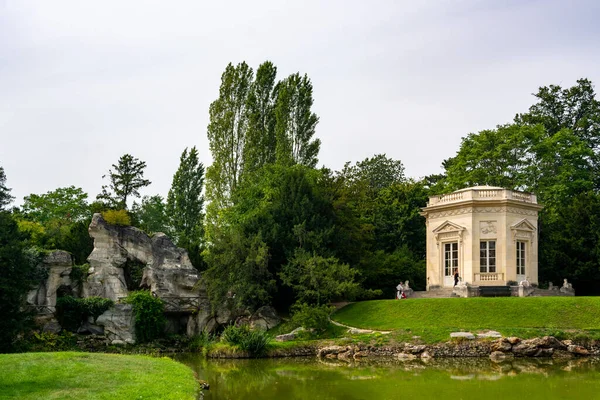 Versalles Francia Agosto 2019 Excursiones Cerca Del Rocher Belvedere Situado —  Fotos de Stock