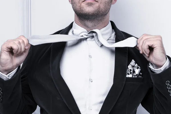 Takım elbise ve kravat